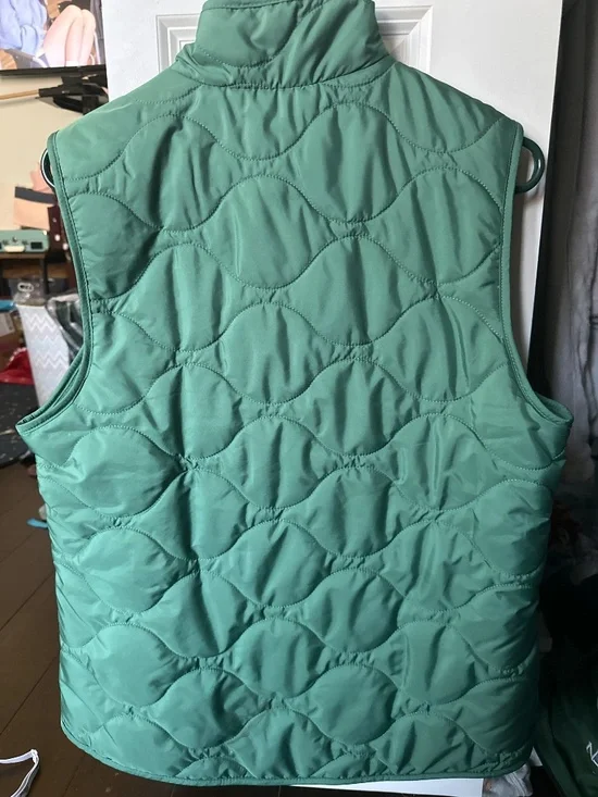 Croft & Barrow Vest - Picture 2 of 3